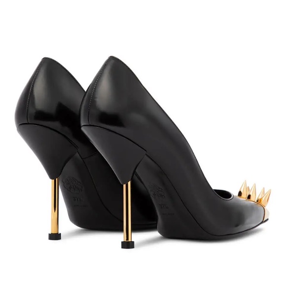 ALEXANDER MCQUEEN Punk Stud embellished leather pumps size 8 - Picture 6 of 14